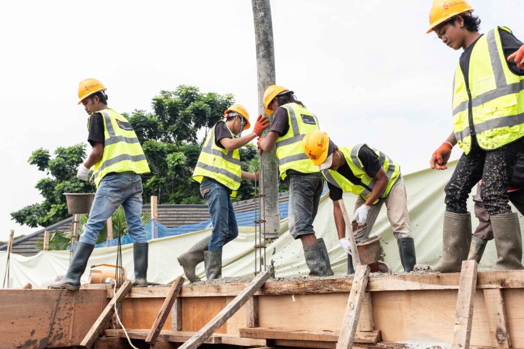 Solva Construction